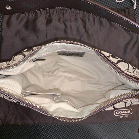 COACH purse - Picture 2 of 4